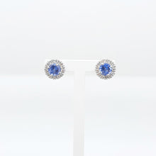 Carica l'immagine nel visualizzatore di Gallery, Orecchini tanzanite e diamanti in oro bianco 18kt ORT1