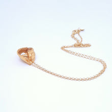 Carica l'immagine nel visualizzatore di Gallery, Collana con tortellino argento 925 dorato oro giallo