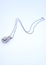 Carica l'immagine nel visualizzatore di Gallery, Collana con diamanti in oro bianco 18 kt COD 1