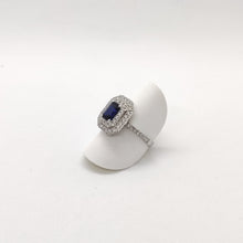 Carica l'immagine nel visualizzatore di Gallery, Anello zaffiro con diamanti in oro bianco 18 kt