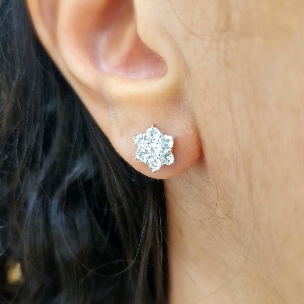 Orecchini in oro bianco 18 kt e diamanti