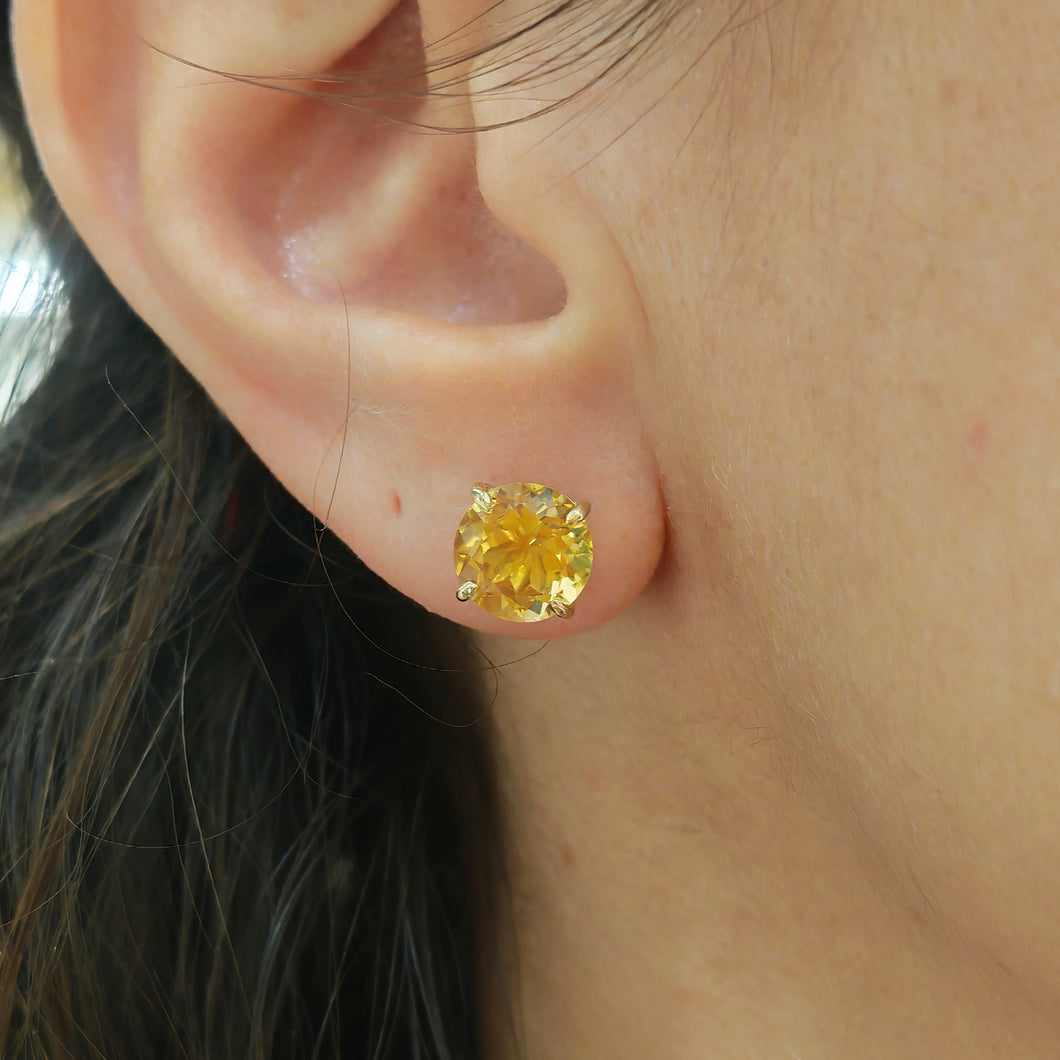 Orecchini in oro giallo 18 kt con quarzo citrino