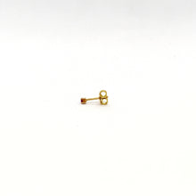 Carica l&#39;immagine nel visualizzatore di Gallery, Orecchini punto luce in oro giallo 18 kt con rubini
