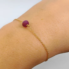 Carica l&#39;immagine nel visualizzatore di Gallery, Bracciale in oro giallo 18 kt con rubino
