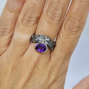Anello con ametista in argento 925