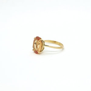Anello con quarzo citrino ovale in oro giallo 18 kt