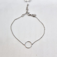 Carica l&#39;immagine nel visualizzatore di Gallery, Bracciale Alisia in argento 925 con cerchio AL2750
