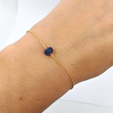 Carica l&#39;immagine nel visualizzatore di Gallery, Bracciale in oro giallo 18 kt con zaffiro
