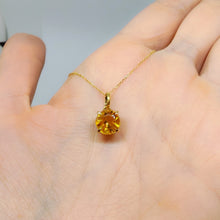 Carica l&#39;immagine nel visualizzatore di Gallery, Collana in oro giallo 18 kt con quarzo citrino
