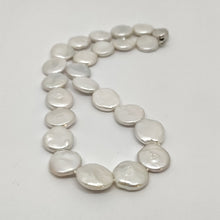 Carica l&#39;immagine nel visualizzatore di Gallery, Collana con perle naturali in argento 925
