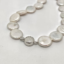 Carica l&#39;immagine nel visualizzatore di Gallery, Collana con perle naturali in argento 925
