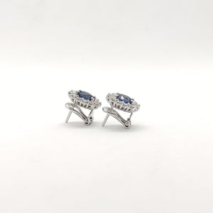 Orecchini con zaffiro blu e diamanti in oro bianco 18 kt