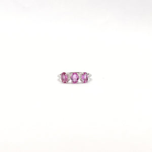 Anello zaffiro rosa e diamanti in oro bianco 18 kt