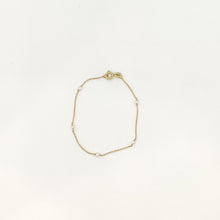 Carica l&#39;immagine nel visualizzatore di Gallery, Bracciale con perle in oro giallo 18 kt
