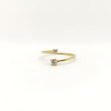 Carica l&#39;immagine nel visualizzatore di Gallery, Ambrosia anello contrariè zirconi in oro giallo 18 kt AAZ 106
